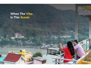 Lobby sitting area - goSTOPS PLUS Rishikesh, Tapovan (Rishikesh)