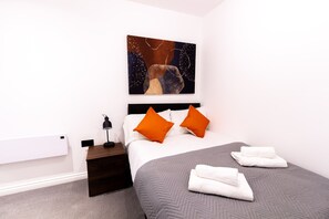 1 Schlafzimmer, Bügeleisen/Bügelbrett, kostenloses WLAN, Bettwäsche