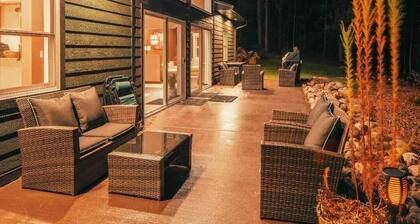 Stone Ridge Retreat Cabin