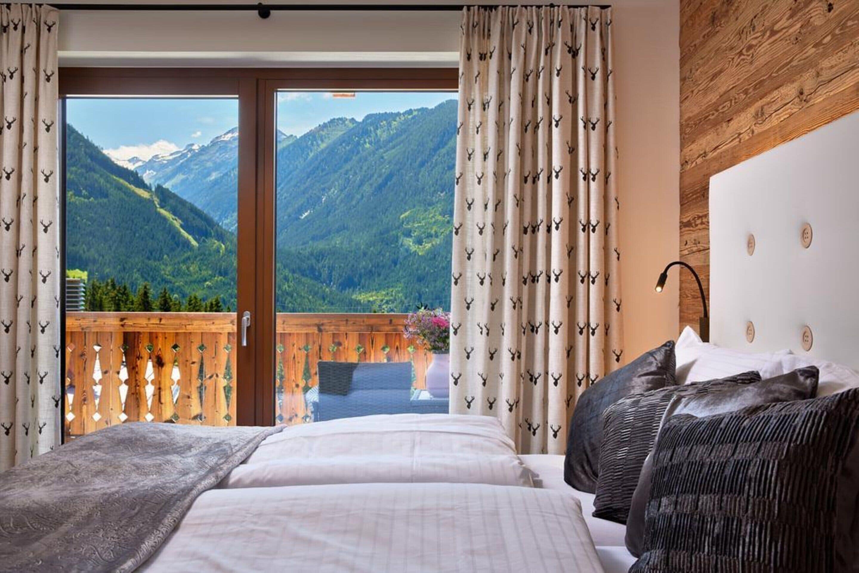 Chalet | 4 bedrooms, bed sheets
