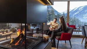 Interior - Chalet Near Ski Lift With Garden (Neukirchen am Grossvenediger)