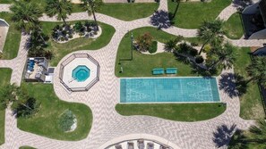 Beheizter Pool
