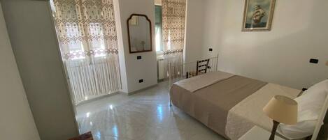 2 slaapkamers, wifi, beddengoed