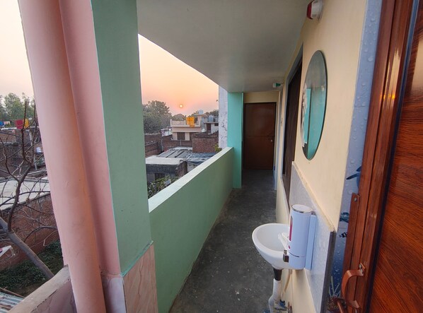 Terrace/patio - Sneh Homestay (Faizabad)