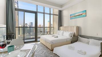 Free WiFi, bed sheets