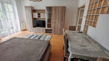 1 chambre, accĂšs Internet, draps fournis