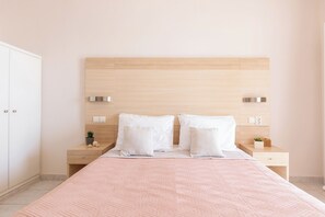 2 quartos, berço de viagem, Wi-Fi de cortesia, roupa de cama