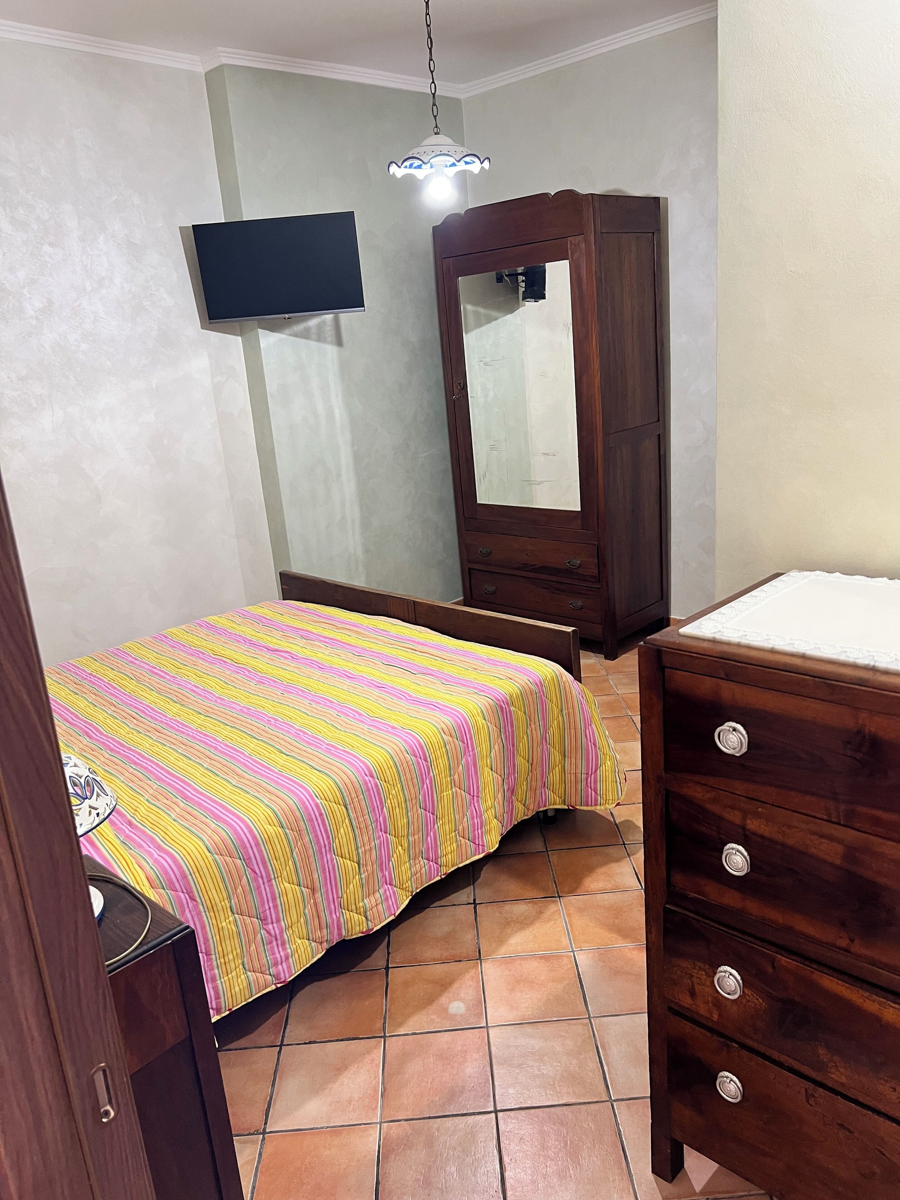 Classic Double Room, Garden View | Free WiFi