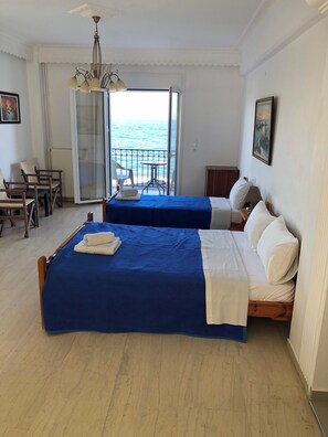 Classic Apartment, Balcony, Beach View | Soundproofing, free WiFi - DIMITRA ROOMS (North Kynouria)