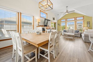 Interior - Starfire-6bed/4.5 bath, pool&spa (Currituck County)