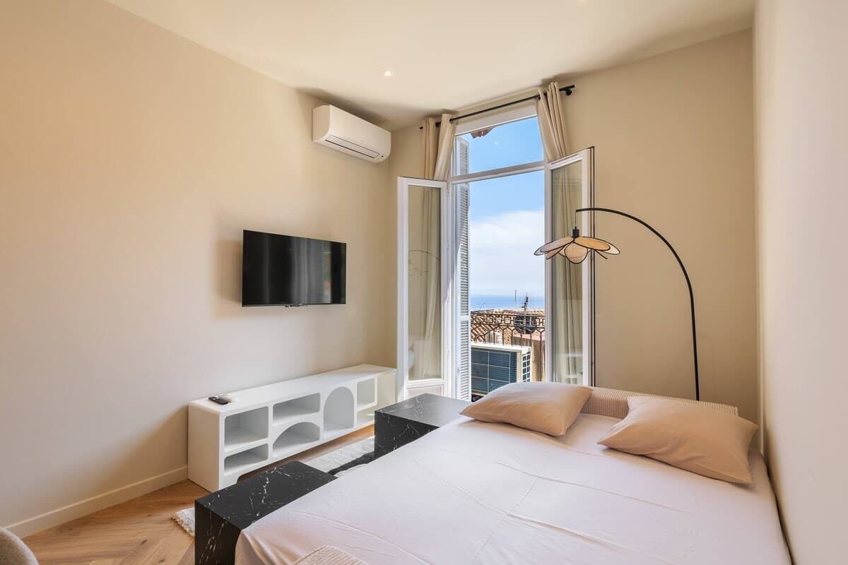 1 chambre, fer et planche à repasser, Wi-Fi gratuit, draps fournis