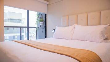 1 chambre, bureau, fer et planche à repasser, Wi-Fi