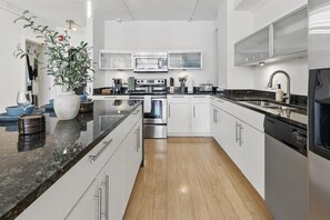 Fridge, microwave, oven, stovetop