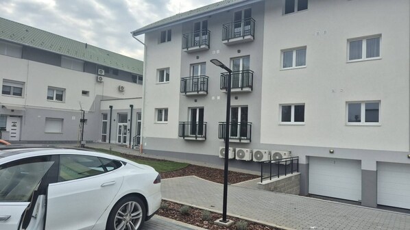 Apartemen, 1 kamar tidur, Boleh Merokok, balkon | Eksterior