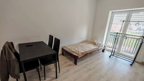 Apartamento, 1 habitación, fumadores, balcón | 2 dormitorios
