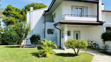 Villa, Smoking | 2 bedrooms