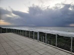 豪華雙人房, 海景 | 露台/庭院