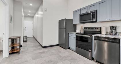 CozySuites Modern 1BR in Downtown Pitts #15