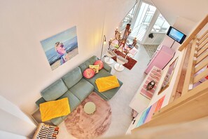 Fernseher, Stereoanlage