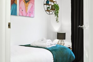 3 dormitorios, tabla de planchar con plancha, wifi y ropa de cama