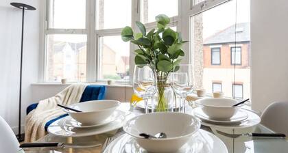 Spacious 3 Bedroom Home with Parking in Southend