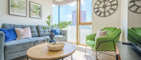 Televisión y oficina