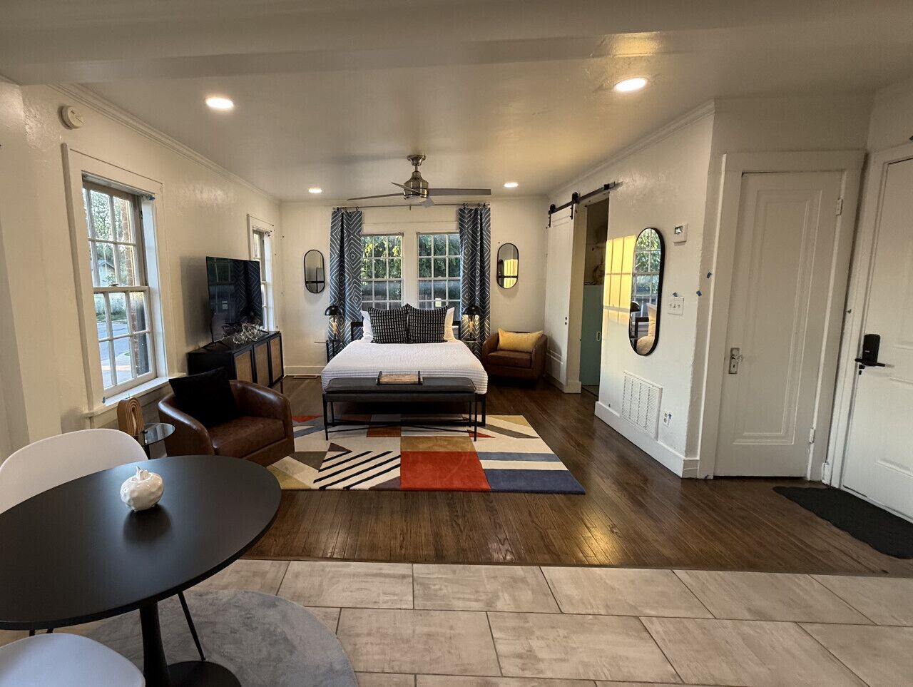 1 camera, ferro/asse da stiro, Wi-Fi gratuito, lenzuola