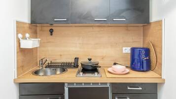 Ofen, Herdplatte, Geschirrspüler