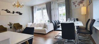 A cozy family home with a spacious garden next to a forest