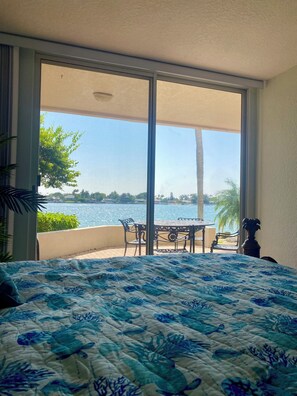 3 bedrooms, iron/ironing board, travel cot, free WiFi