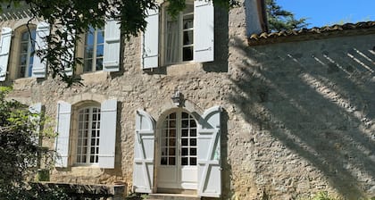 Gßte 6 p. avec salle de jeux pour enfants et ados. Animal de compagnie accepté