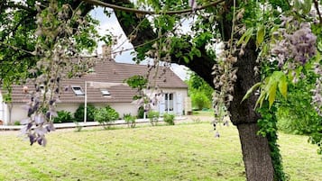 Enceinte de lâhĂ©bergement