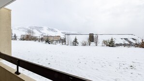 Uklassifisert bilde, 2 av 16, knapp