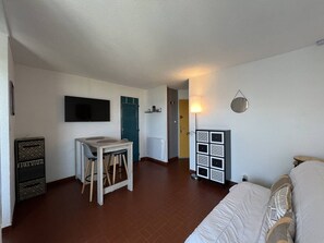 Interior - T2 Apartment 4 ppl, beachfront, Port Barcarès (Le Barcarès)