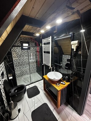 Luxury Bungalow, Mountain View | Bathroom