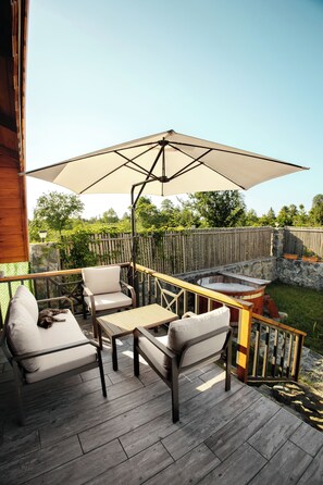 Mặt tiền nơi lưu trú