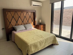 2 Schlafzimmer, Bügeleisen/Bügelbrett, kostenloses WLAN, Bettwäsche