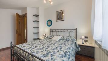 3 Schlafzimmer, Reisekinderbett, kostenloses WLAN