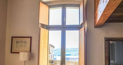Herrliche Wohnung für 4 Leute mit W-LAN, Balkon, Haustiere erlaubt und Panoramablick