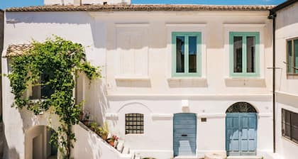 Cosy apartment for 7 people with WIFI, patio and pets allowed