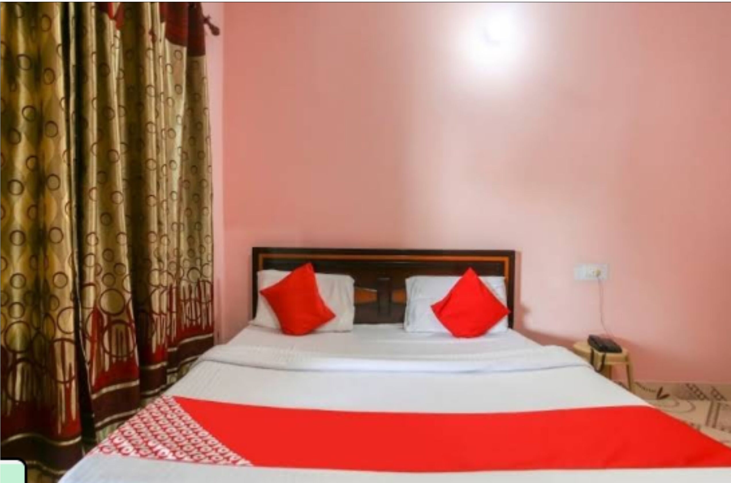 Deluxe Room, Garden View | Desk, free WiFi, bed sheets