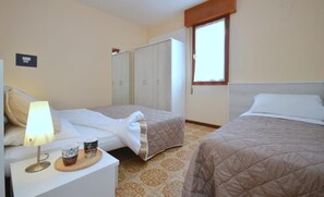 3 bedrooms - Gorgeous and spacious vacation flat (Bibione)