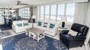 Smart TV, DVD player - Dunes of Panama 7205 Thomas Drive C107 Beach Front :) (Panama City Beach)