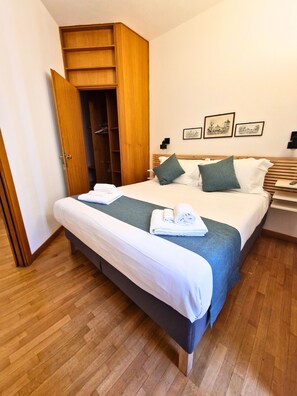 1 bedroom, free WiFi, bed sheets - Casa Claudia in the San Giovanni area near the metro and the basilica (Roma)