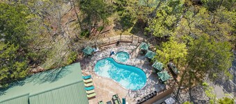 Perfect Family Getaway | King Beds, Pool, & Hot Tub Access