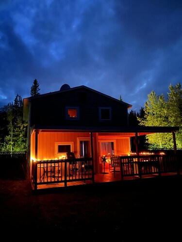 North Pole Aurora Winter Getaway • Free Airport Pick-Up • 2 Private Rooms