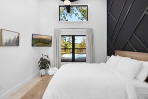 2 chambres, fer et planche à repasser, Wi-Fi, draps fournis