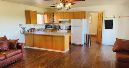 Relax175 Cottage in Big Timber