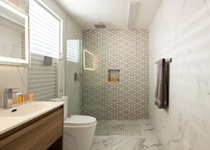 Hair dryer, towels