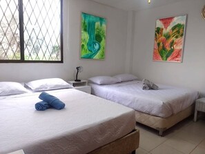 1 habitación, wifi y ropa de cama